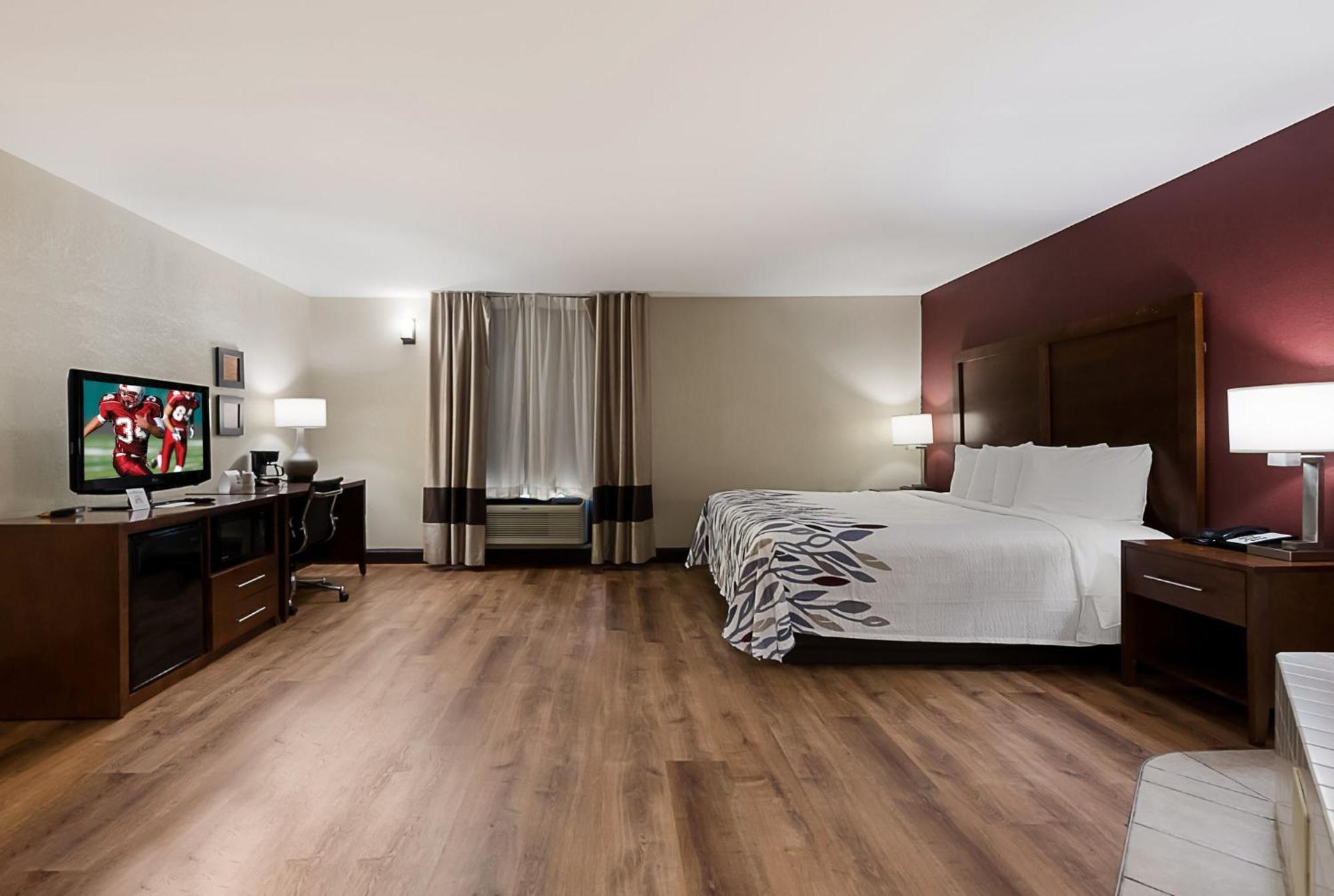 Red Roof Inn Newport News - Йорктаун Екстериор снимка