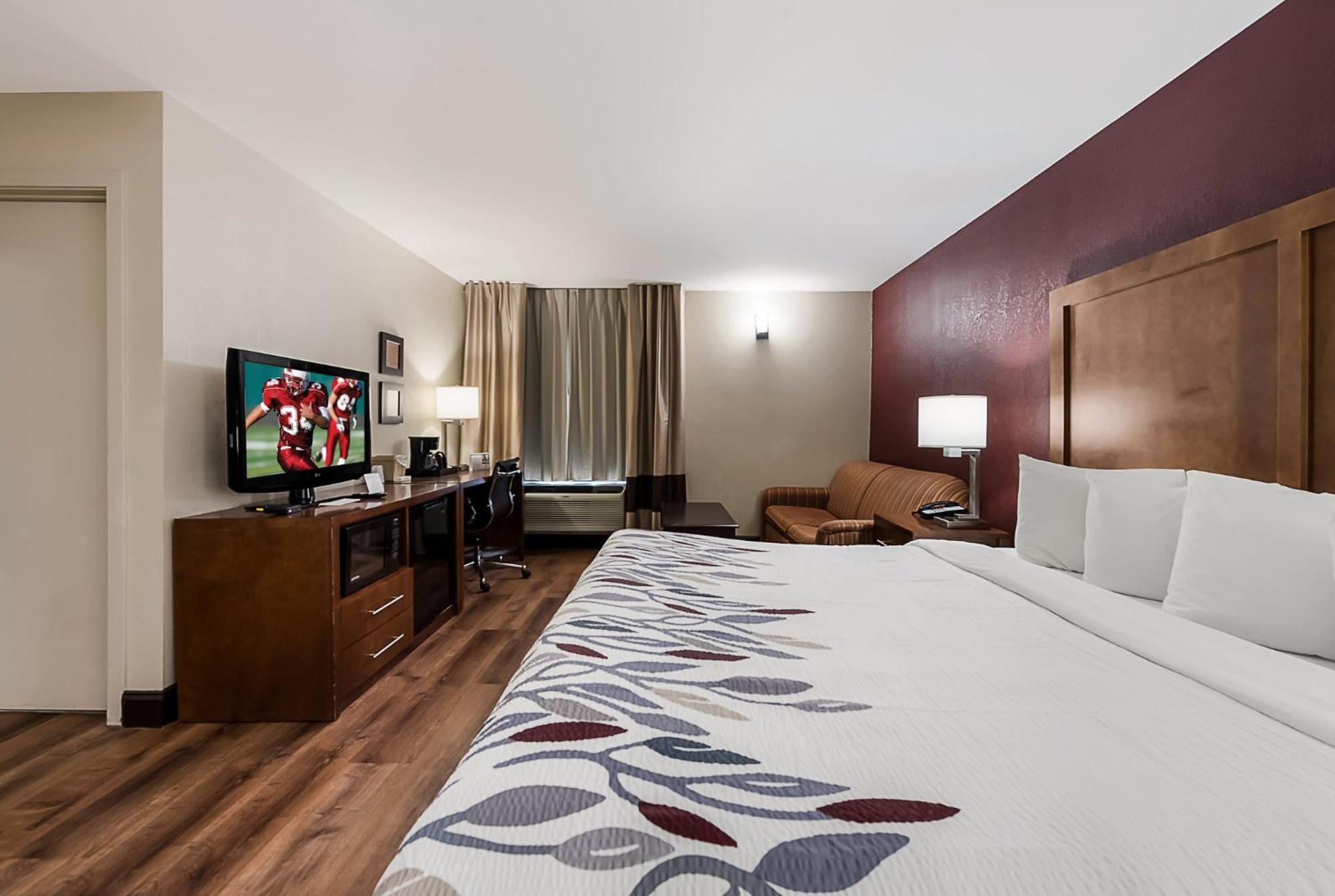 Red Roof Inn Newport News - Йорктаун Екстериор снимка