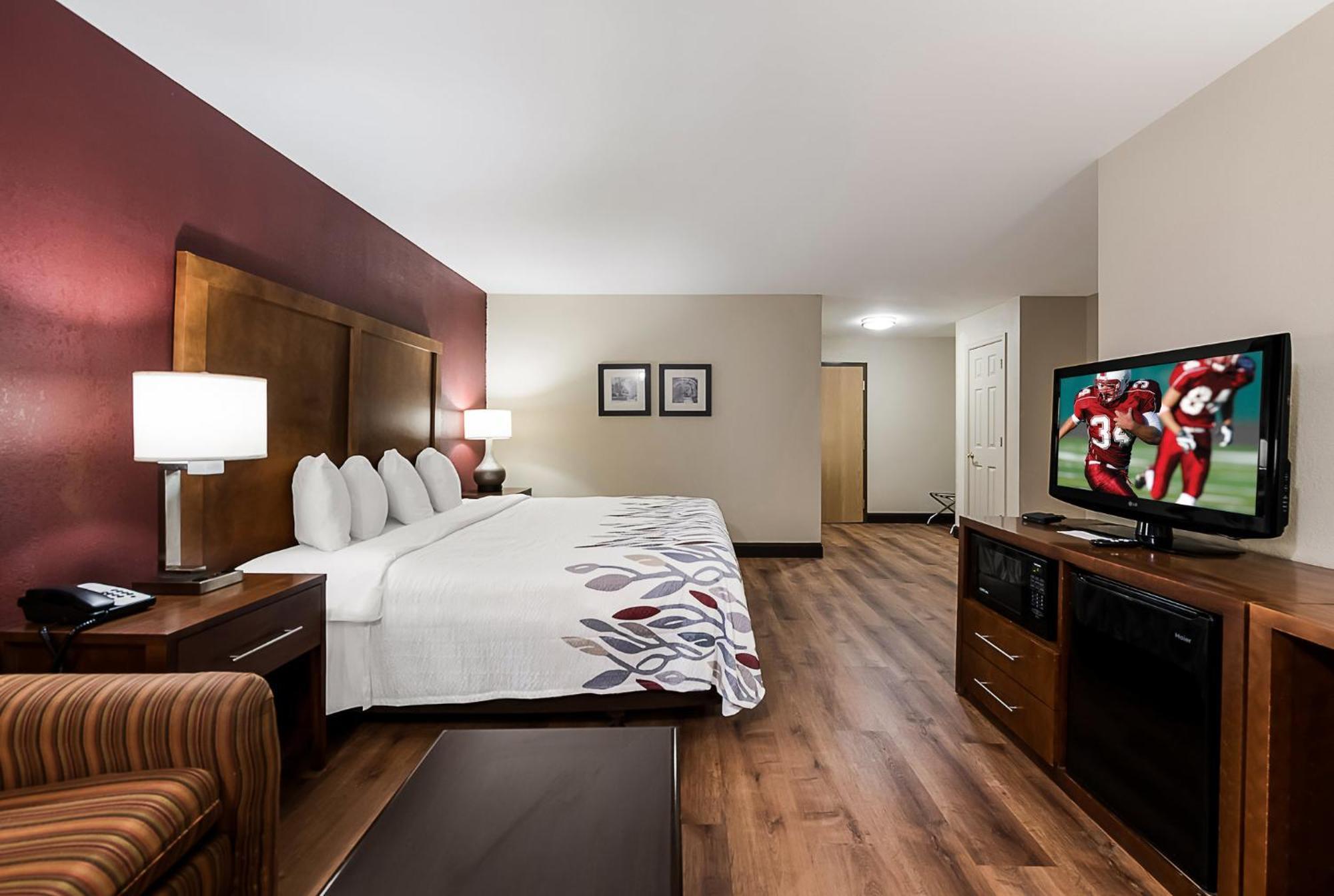 Red Roof Inn Newport News - Йорктаун Екстериор снимка