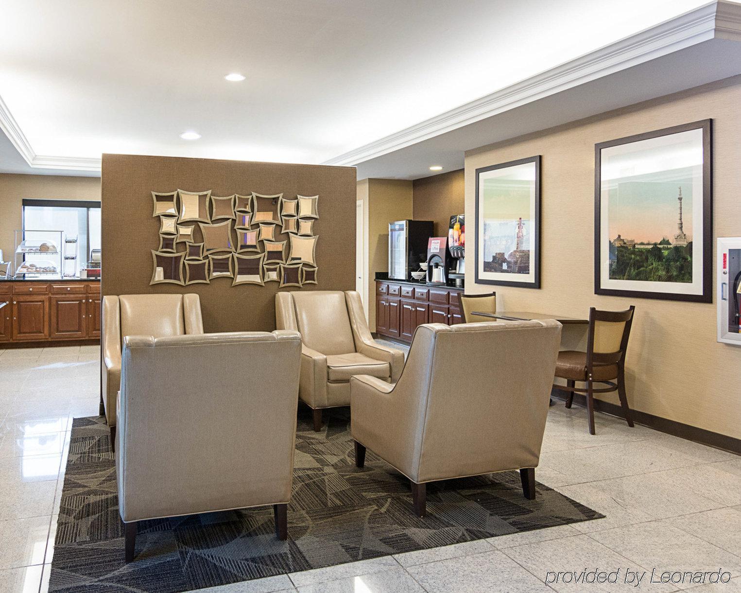 Red Roof Inn Newport News - Йорктаун Екстериор снимка